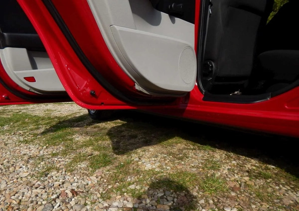 Kia Ceed cena 14999 przebieg: 118000, rok produkcji 2008 z Gniezno małe 352
